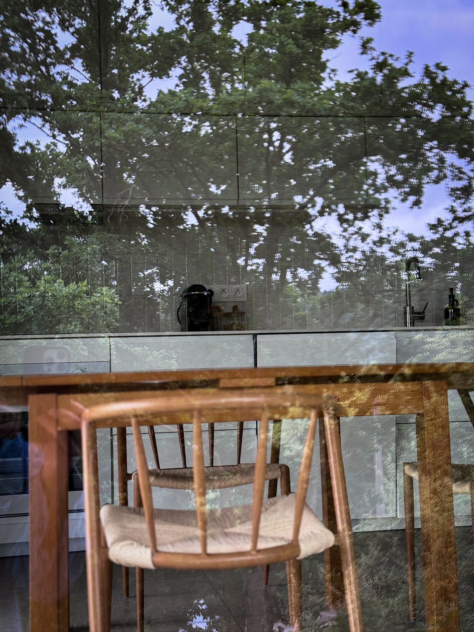 Essstuhl mit Reflexion